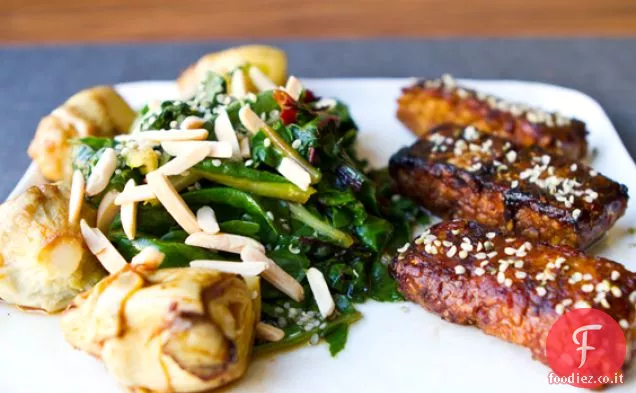 Tempeh annerito appiccicoso, bietola di sidro di mele