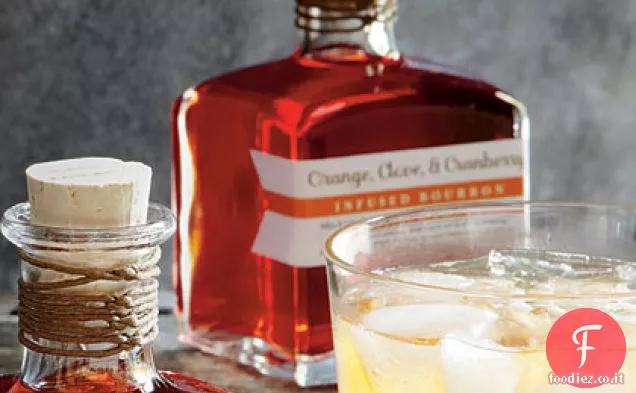 Bourbon infuso di arancia, chiodi di garofano e mirtillo