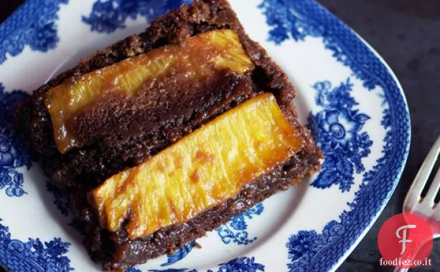 Torta di ananas capovolta al cioccolato