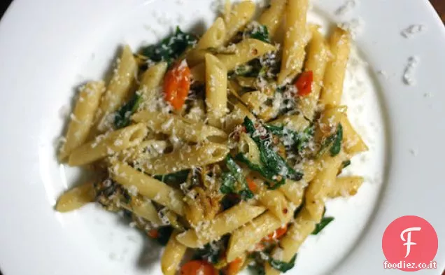 Penne con Zucchine fritte, Ori di sole e Rucola
