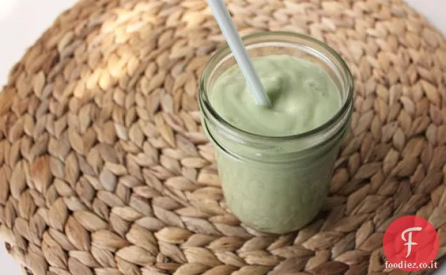 Avocado Kefir Frullato con zenzero e menta