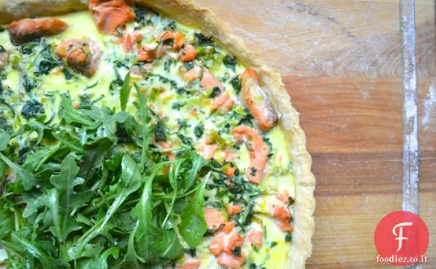 Crostata di rucola, salmone e porro
