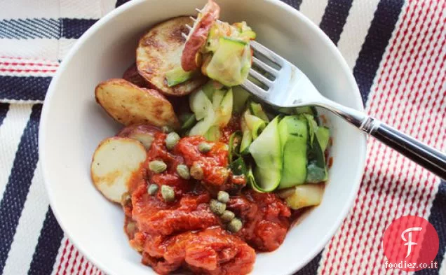 Zucchine al forno e Puttanesca di Patate Arrosto