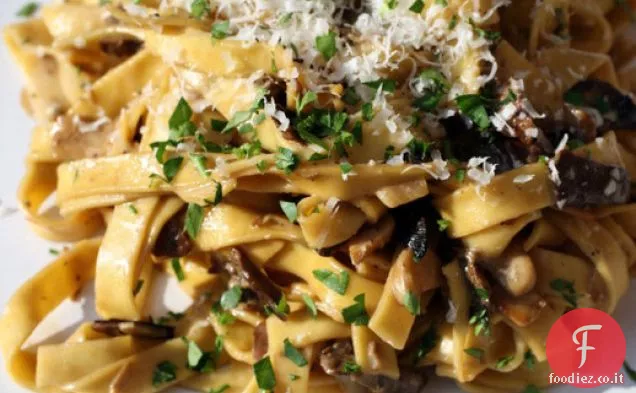 Pâtes aux Cêpes (Tagliatelle ai Funghi Porcini e Crème Fraîche)