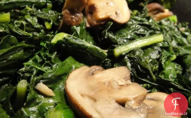 Cuocere il libro: funghi aglicky e cavolo