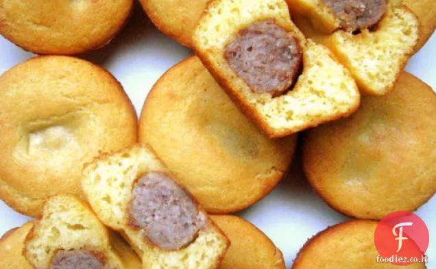 Muffin di mais farciti con salsiccia
