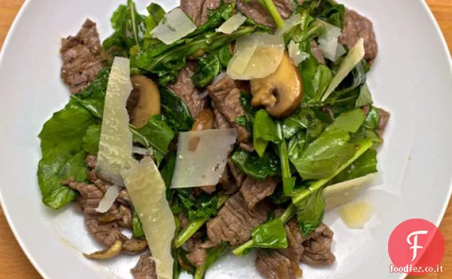 Cena stasera: Insalata di bistecca con balsamico e Rucola appassita