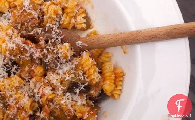 Pasta con Melanzane, Portobella e Pomodori