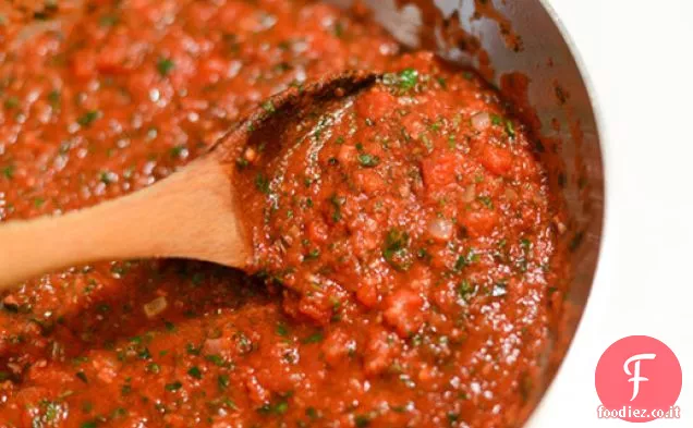 Salsa di pomodoro e menta