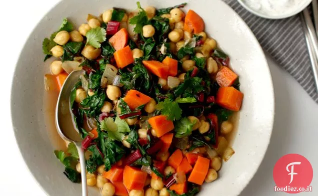 Stufato di ceci speziato al cumino con yogurt alla menta