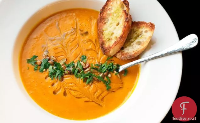 Zucca arrosto e zuppa di carote crude