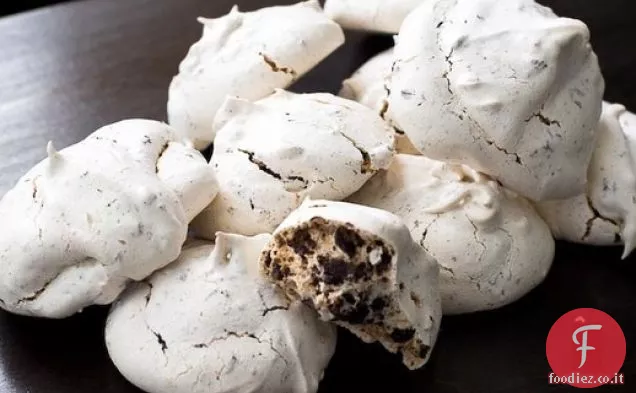 Biscotti di meringa con gocce di cioccolato