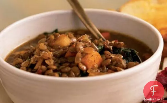 Zuppa di lenticchie con verdure invernali arrostite al balsamico