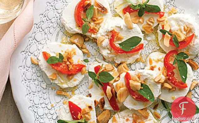 Formaggio di Capra con Peperoni e Mandorle