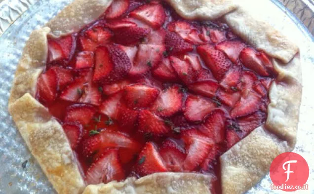 Crostata di timo alla fragola con glassa alla menta