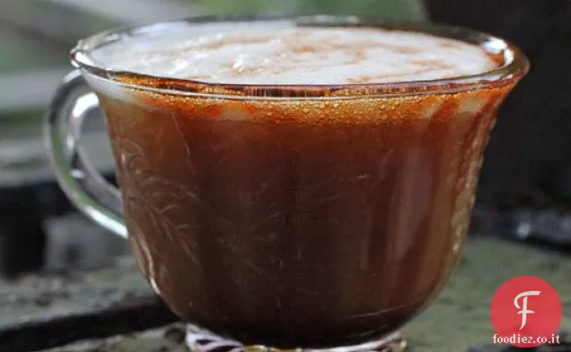 Cocktail di spruzzi di sangue di mela