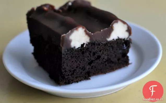 Bumpy Cake (Torta al cioccolato con crema di burro alla vaniglia e fondente al cioccolato)