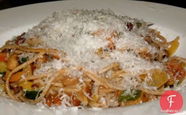Spaghetti integrali di Diva domestica con Black Eyed Peas & Ch