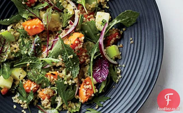 Insalata di quinoa con patate dolci e mele