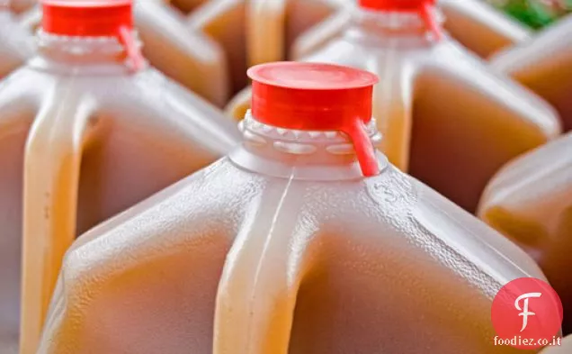 Rum scuro e sidro di mele Ghiaccio tritato