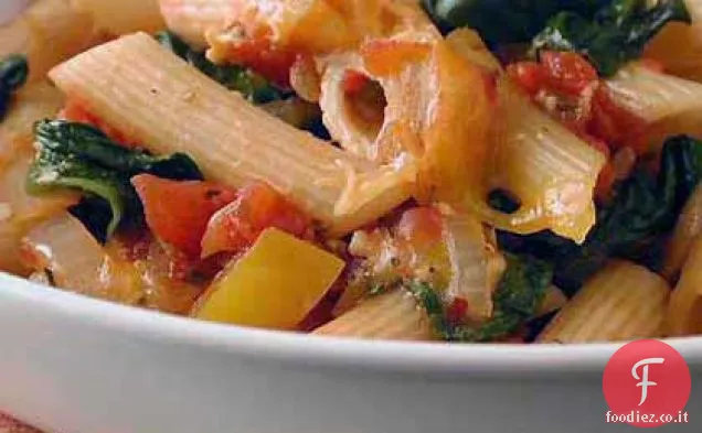 Ziti al forno con spinaci, pomodori e Gouda affumicato