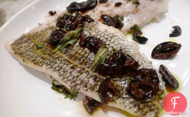 Cuocere il libro: Pesce nero arrosto con olive e Salvia