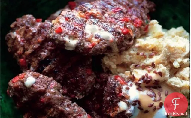 Cucinare il libro: Al Halabi stile Kebab con patate Moutabel