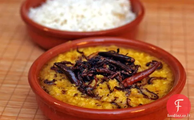 Cena stasera: Moong Dal e Lenticchie rosse con cipolle rosolate