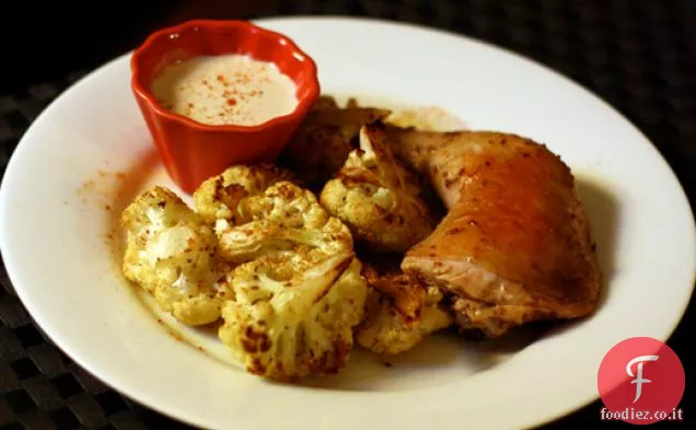 Cena stasera: pollo con cavolfiore arrosto e salsa Tahini