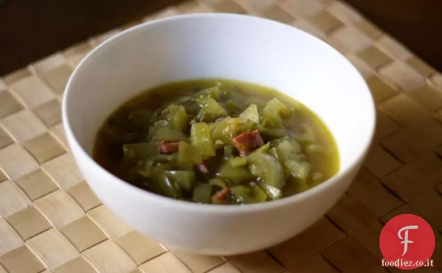 Cena stasera: zuppa di pomodoro verde con prosciutto della Foresta Nera