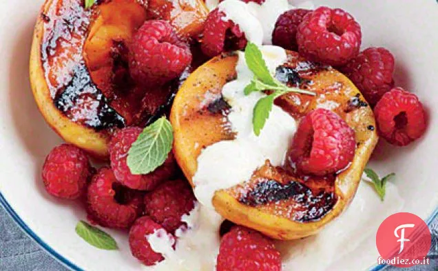 Pesche Grigliate con Crema di Miele