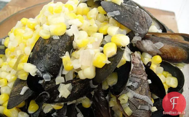Cuocere il libro: cozze al vapore aglicky con mais e sherry