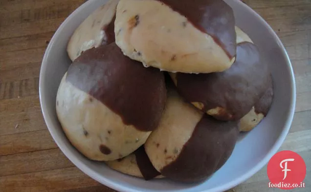 Cuocere il libro: biscotti russi in bianco e nero