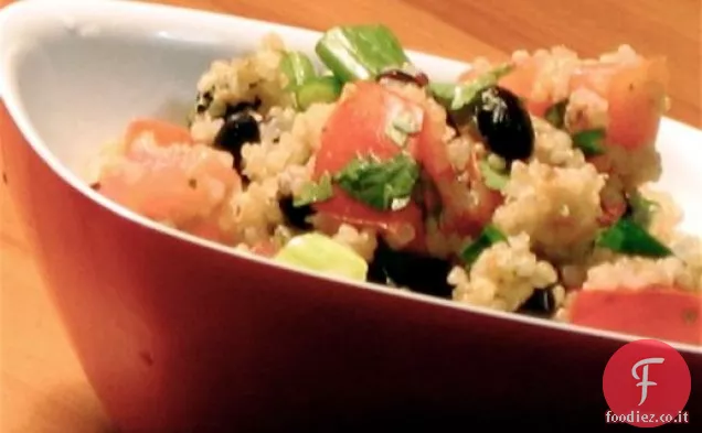 Quinoa di fagioli neri e pomodori