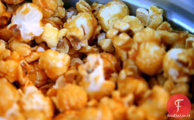 Grave calore: Regalo fatto in casa di Chipotle Caramello Popcorn Crunch