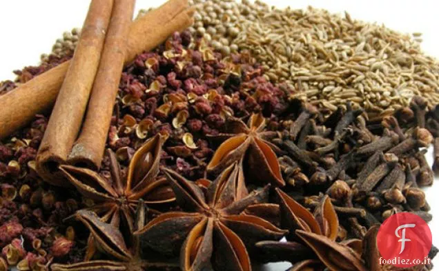 Cuocere il libro: dolcetto al cioccolato a cinque spezie