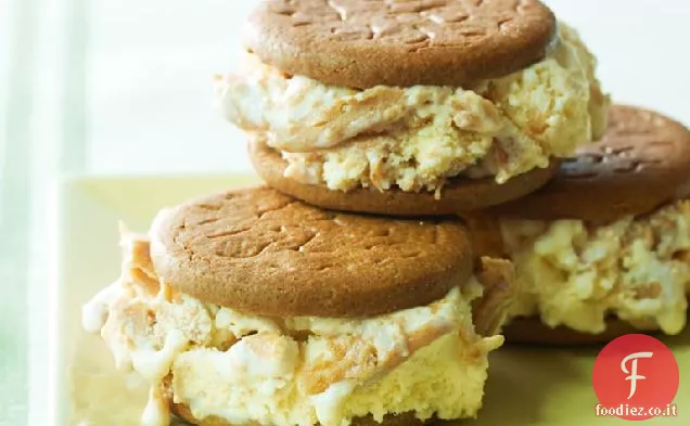 Panini gelato al burro di arachidi