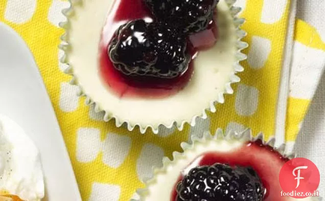 Tazze di cheesecake alla mora