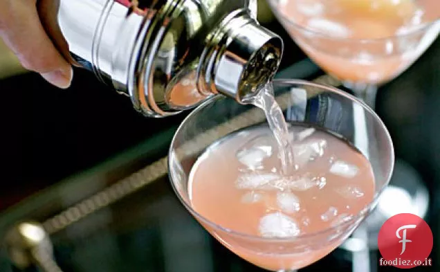 Cocktail di pompelmo rosa e litchi