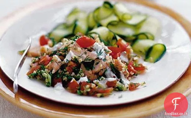 Trota affumicata e insalata di grano bulgur