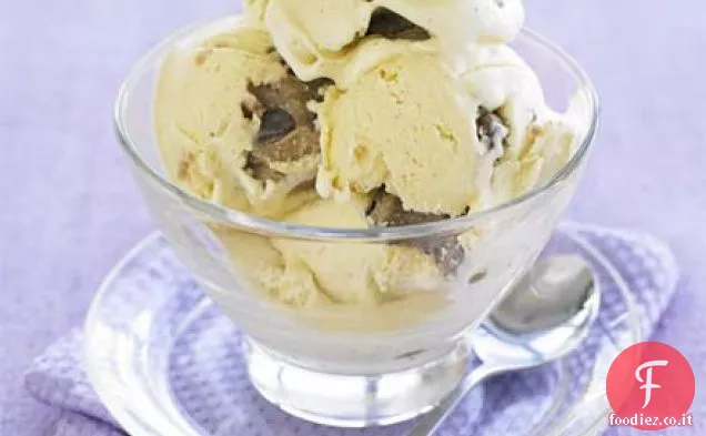 Biscotti e gelato alla crema