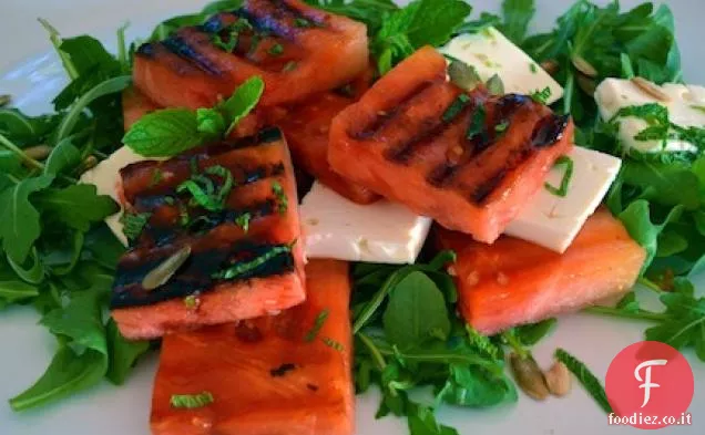 Insalata di anguria alla griglia con Feta, menta e lime