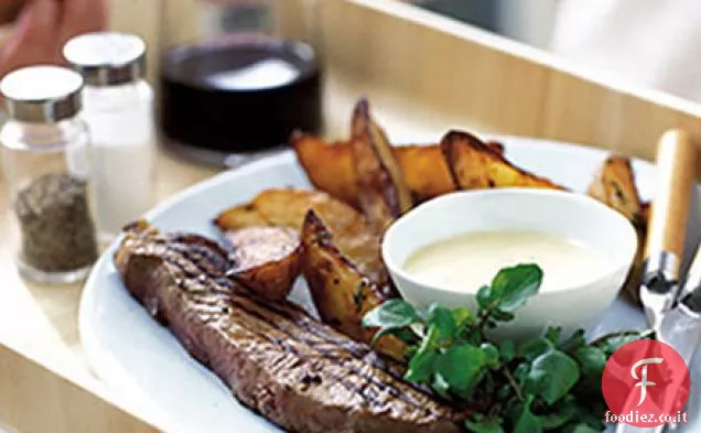Bistecca con salsa di formaggio di capra