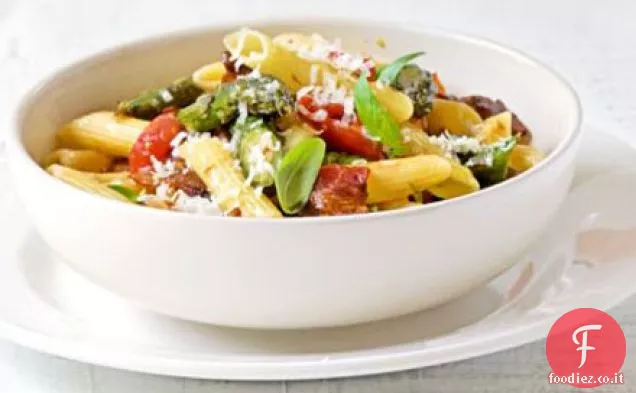 Asparagi arrostiti, pancetta e pomodorini