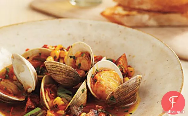 Vongole brasate alla griglia e Chorizo in brodo di pomodoro e zafferano