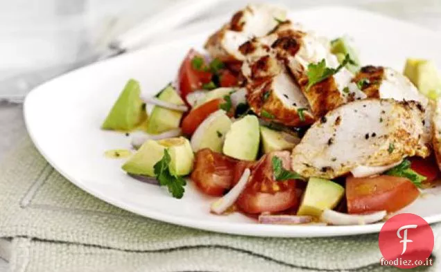 Petto di pollo con insalata di avocado