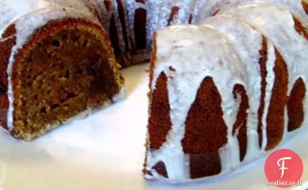 Bundt di zucca Porterfield con glassa bianca come la neve