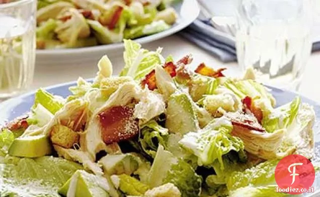 Insalata di pollo e pancetta Caesar