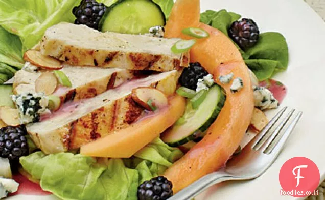 Insalata di pollo alla griglia con condimento al lampone e dragoncello