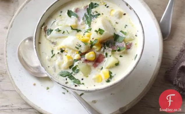 Zuppa di mais dolce, eglefino e patate
